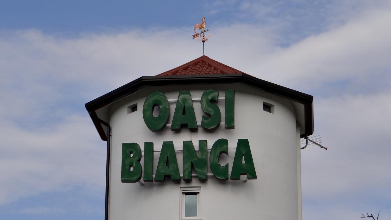 Oasi Bianca Hotel Pomposa Exterior foto